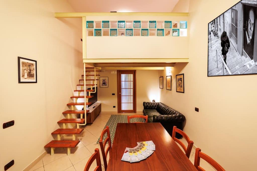 The San Gregorio Armeno Apartment By HouseinNápoles Exterior foto